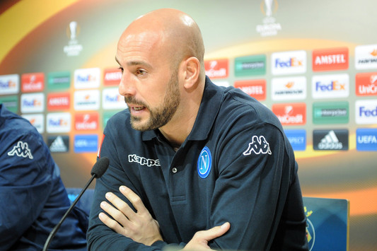 Reina convocato dalla Spagna per le sfide contro Colombia e Macedonia, esclusi Albiol e Callejon