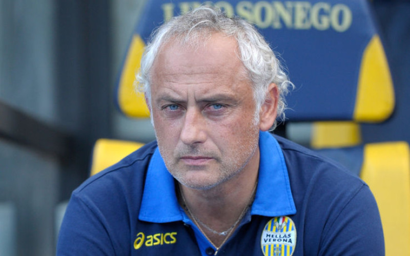 Mandorlini: “Il Napoli avrà ancora occasioni per lo scudetto e dovrà sfruttarle: la Juve pagherà qualcosa per la Champions”