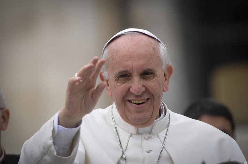 A Giugno Il Papa Torna A Napoli