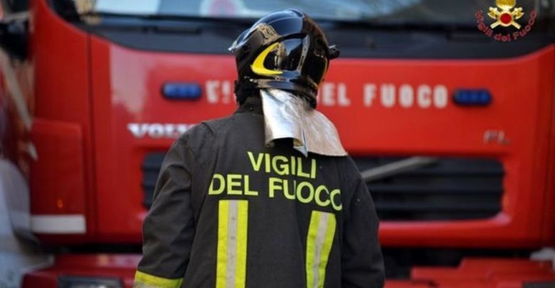Chiaia: Incendio Nel Sottosuolo, Distrutti Cavi Elettrici