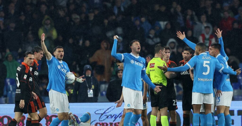 manganiello napoli como