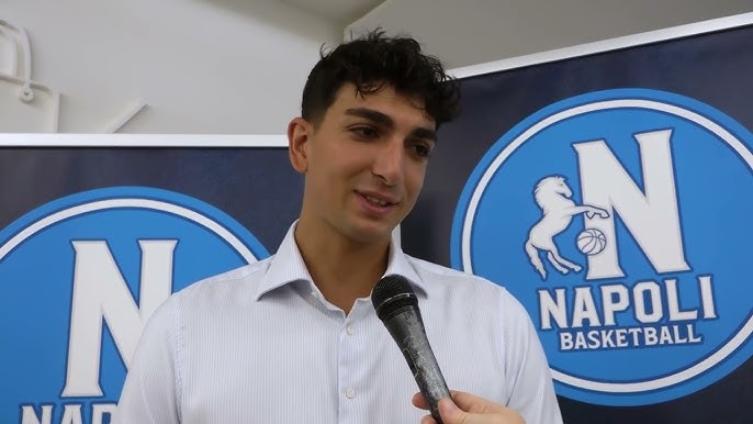imm da canale YouTube Basket Napoli