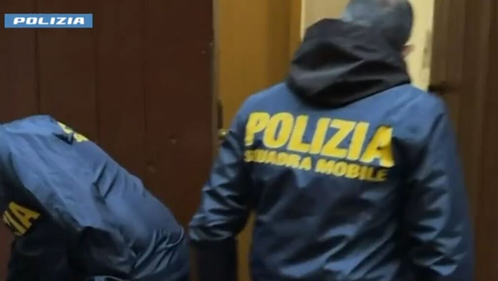 Sette misure cautelari a Napoli